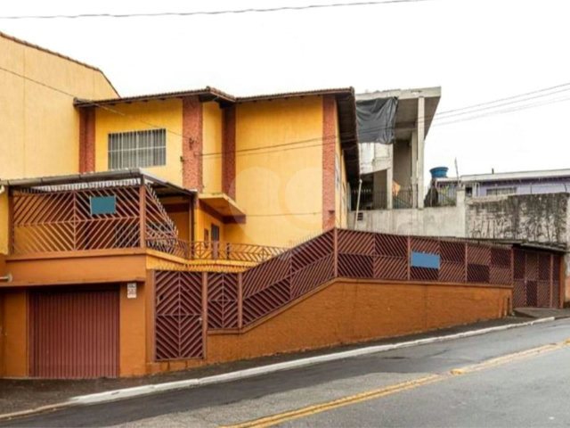 Sobrado à venda com 3 quartos em Freguesia do Ó, São Paulo, SP