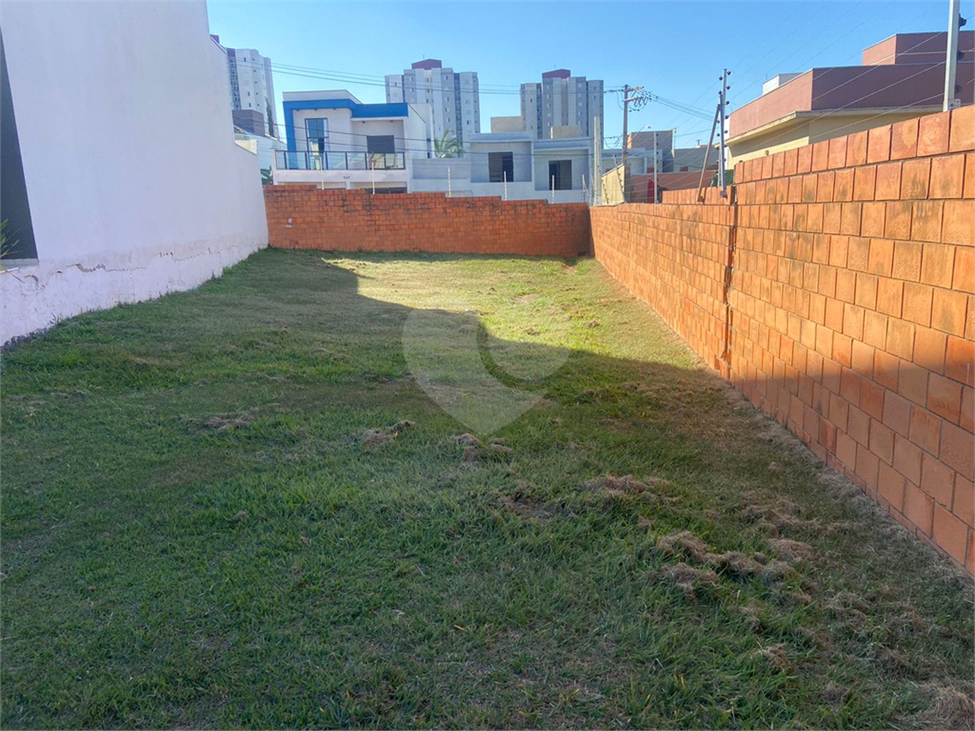Terreno à venda no condomínio Jardim Maringá, Indaiatuba - SP