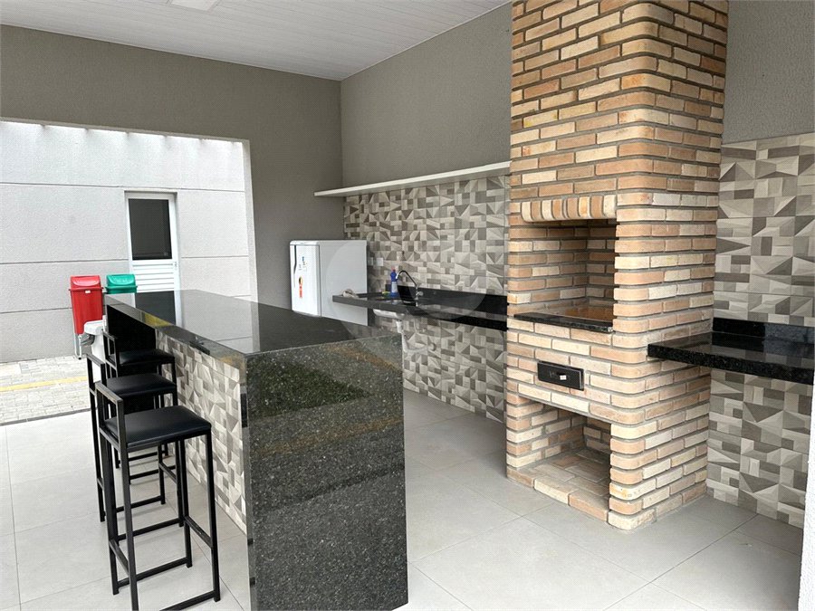 Casa à venda ou para alugar com 2 quartos no condomínio Residencial Caxangá 2, Suzano - SP