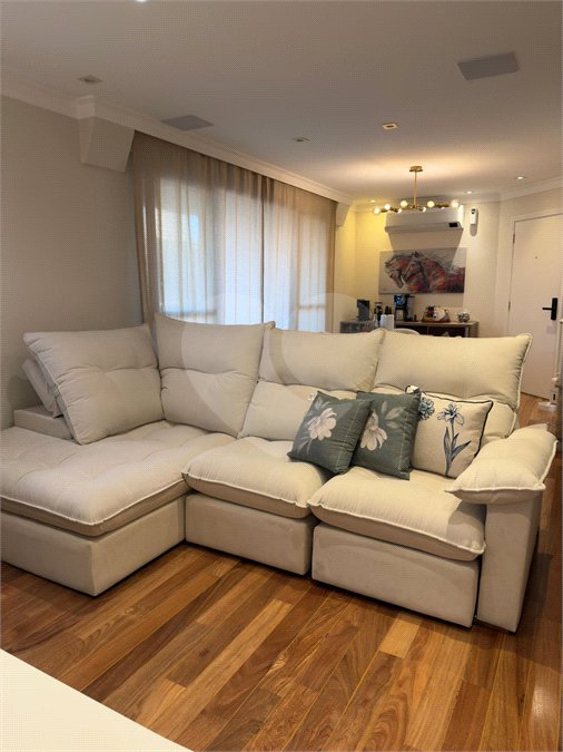 Apartamento à venda com 2 suítes em Jardim Londrina, São Paulo, SP