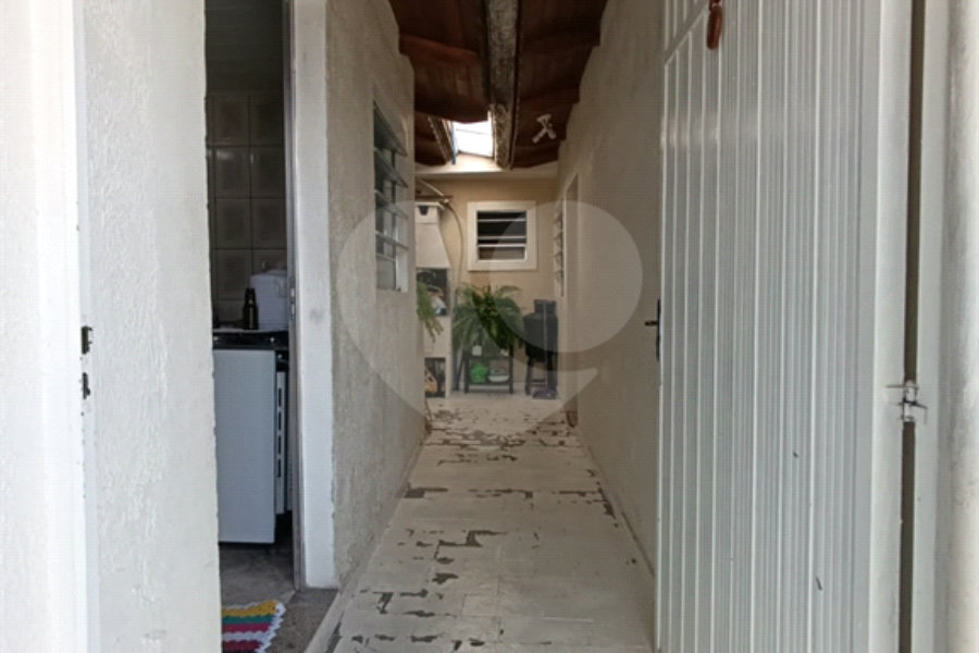 Casa Térrea à venda com 3 quartos em Horto, São Paulo, SP