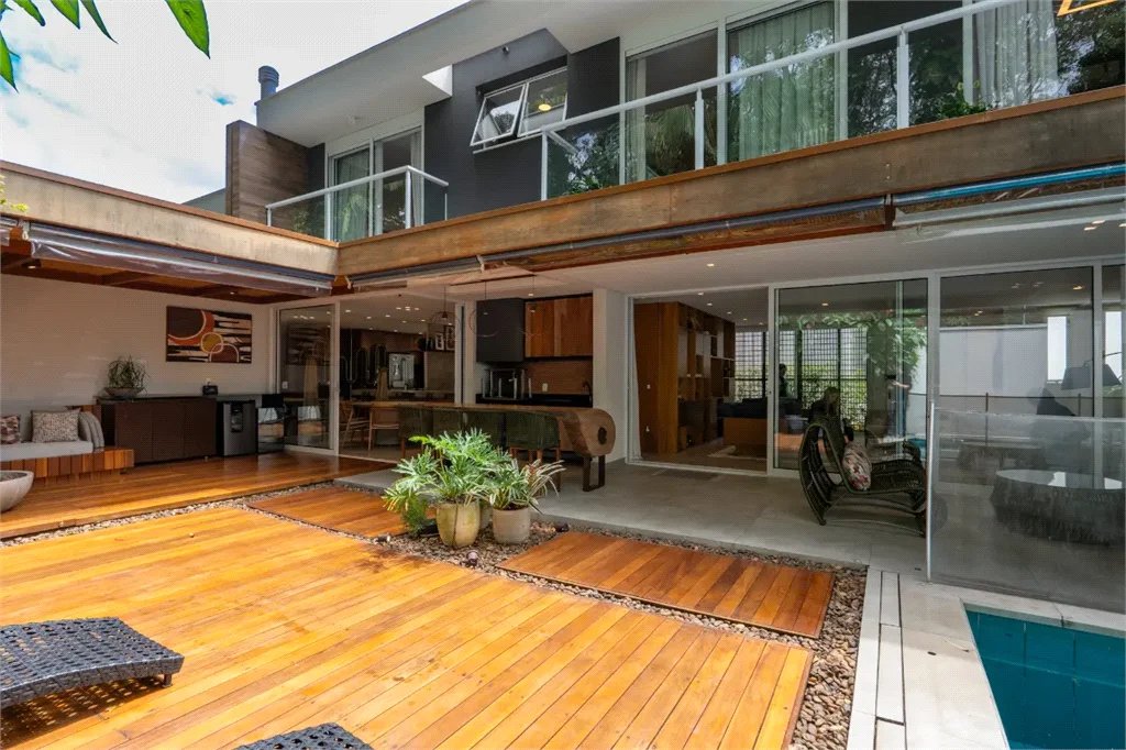 Casa à venda com 3 suítes em Retiro Morumbi, São Paulo, SP