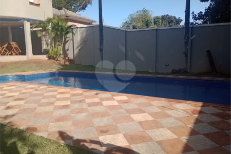 Casa à venda com 5 quartos, sendo 3 suítes, no Centro, Itapetininga, SP