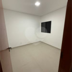 Casa à venda com 3 quartos, sendo 1 suíte,  em Jardim das Bandeiras, Mogi das Cruzes, SP