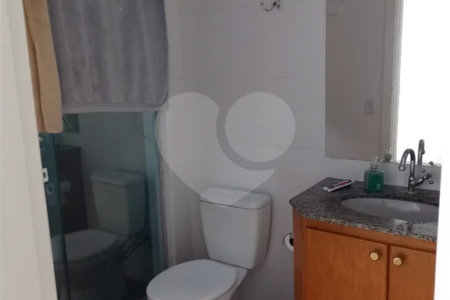 Sobrado à venda com 8 quartos, sendo 3 suítes, em Tucuruvi, São Paulo, SP