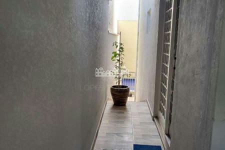 Sobrado à Venda com piscina e próximo à FAAT – Atibaia/SP