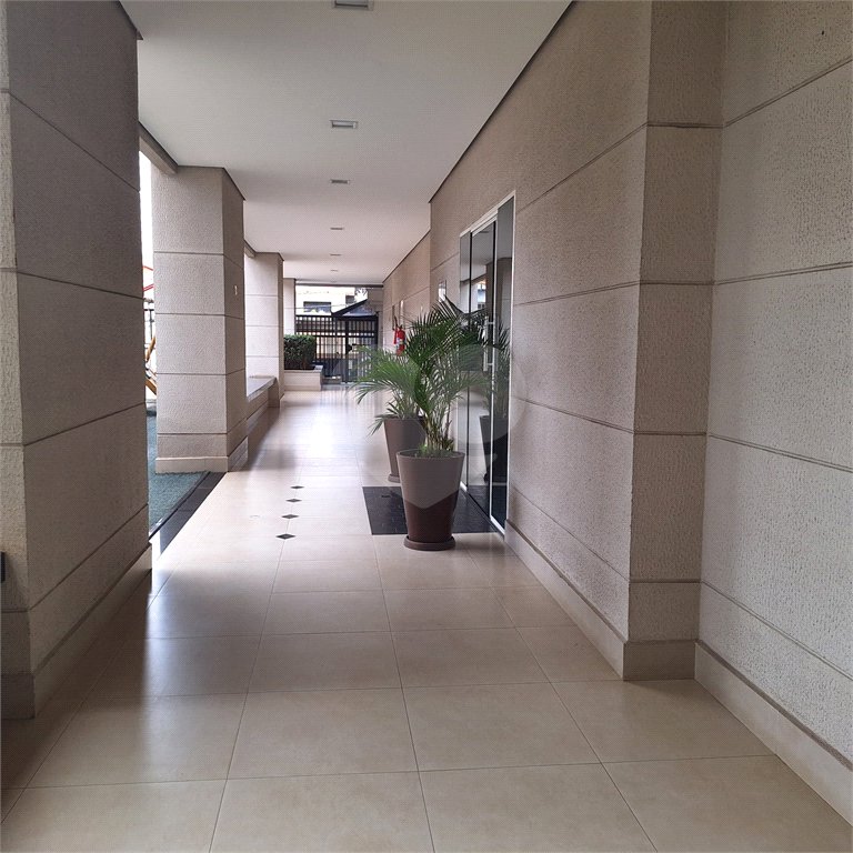 Apartamento à venda com 3 quartos, sendo 1 suíte, em Vila Paulicéia, São Paulo, SP