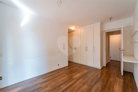 Apartamento à venda com 3 suítes em Vila Mascote, São Paulo, SP