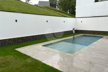 Casa à venda com 4 quartos, sendo 3 suítes,  no condomínio Mosaico Essence - Fase 1, Mogi das Cruzes - SP