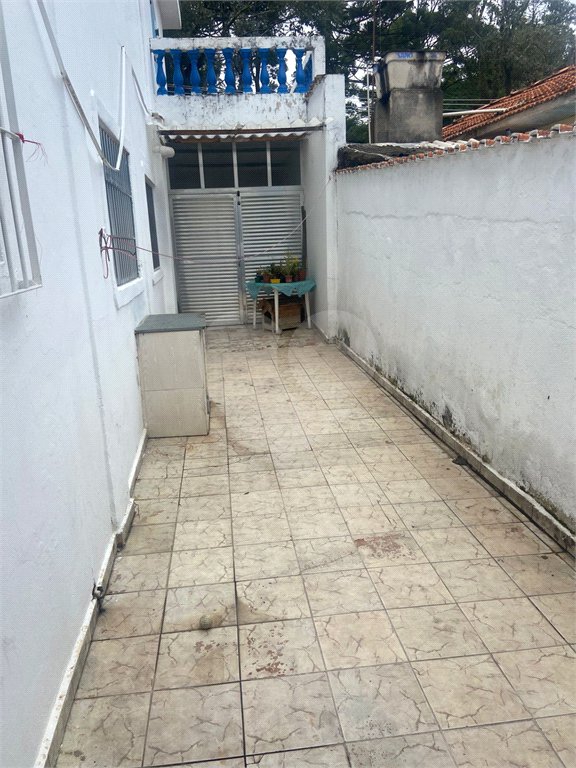 Sobrado à venda com 4 quartos, sendo 2 suítes, em Vila Ruth, Poá, SP