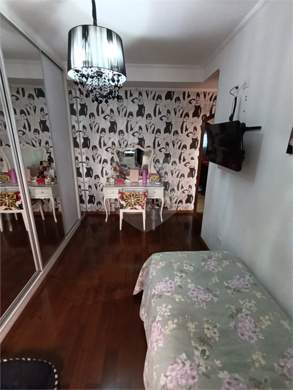 Sobrado à venda com 4 quartos, sendo 1 suíte, em Jaçanã, São Paulo, SP