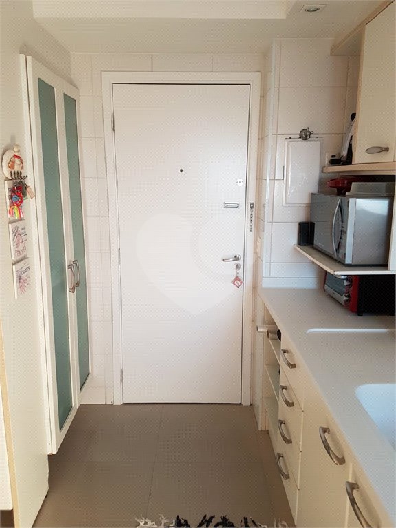 Apartamento à venda com 3 suítes em Jardim Londrina, São Paulo, SP