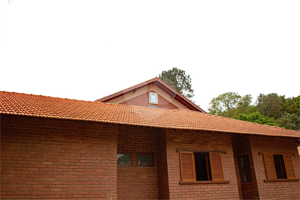 Sítio à venda com 4 quartos, sendo 2 suítes, em Jardim Guaçu, São Roque, SP