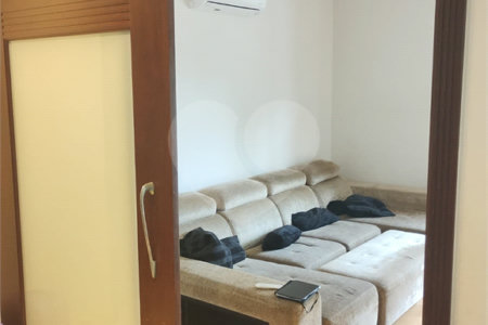 Casa à venda com 5 quartos, sendo 4 suítes, no condomínio Santa Teresa, Jundiaí - SP