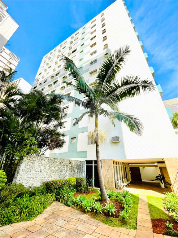 Apartamento à venda com 3 quartos, sendo 2 suítes, em Jardim Paulista, São Paulo, SP