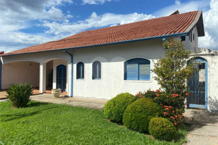 Casa à venda com 4 suítes em Vila Harmonia, Araraquara, SP