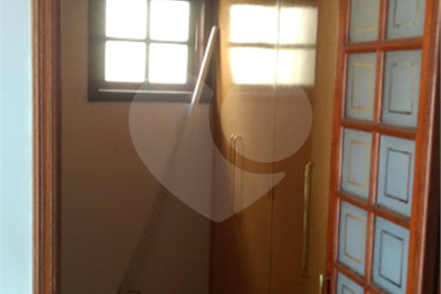 Sobrado à venda com 4 quartos, sendo 2 suítes, em Tremembé, São Paulo, SP