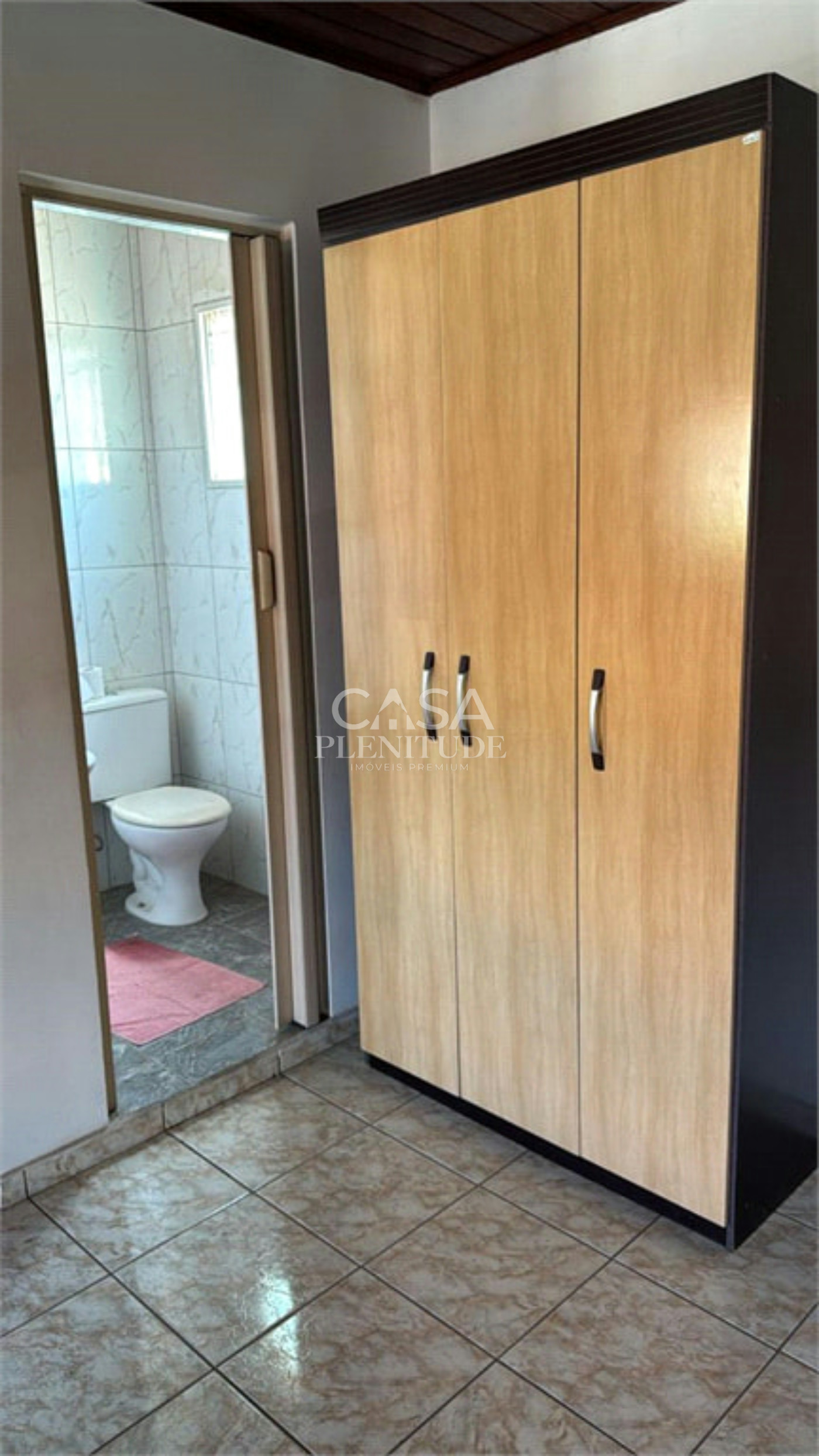 Sobrado à venda com 3 quartos, sendo 2 suítes, em Jardim Simus, Sorocaba, SP
