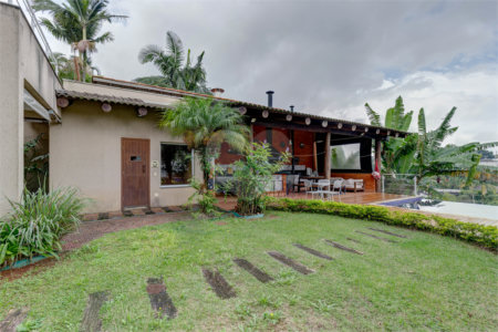 Casa à venda com 4 suítes em Chácara Flora, São Paulo, SP