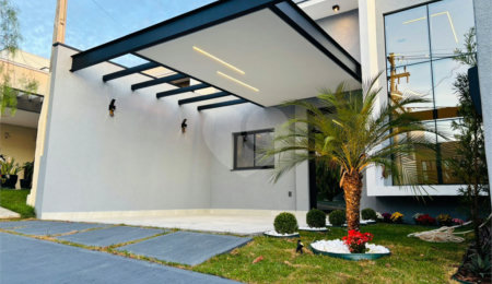 Casa à venda com 3 quartos, sendo 1 suíte, no condomínio Vila Ytu, Indaiatuba - SP