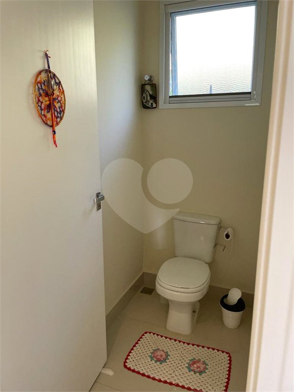 Casa à venda com 3 quartos, sendo 1 suíte, no condomínio Vila Hipica Ii, Vinhedo - SP