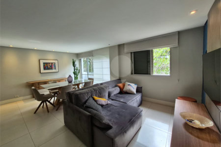 Apartamento à venda com 2 quartos, sendo 1 suíte, em Vila Andrade, São Paulo, SP