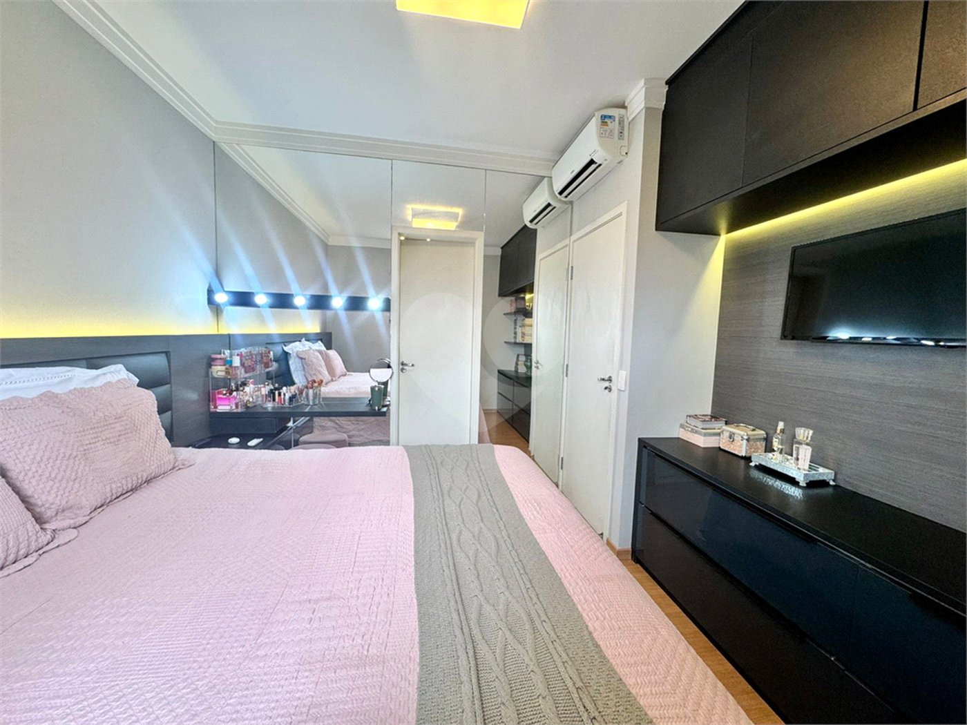 Apartamento à venda com 3 quartos, sendo 1 suíte, em Parque Campolim, Sorocaba, SP