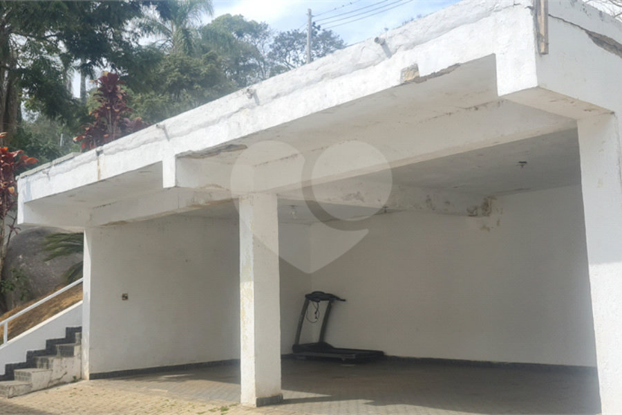 Casa à venda com 5 suítes em Roseira, Mairiporã, SP