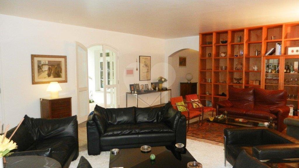 Casa Térrea à venda com 4 suítes em Alto da Boa Vista, São Paulo, SP