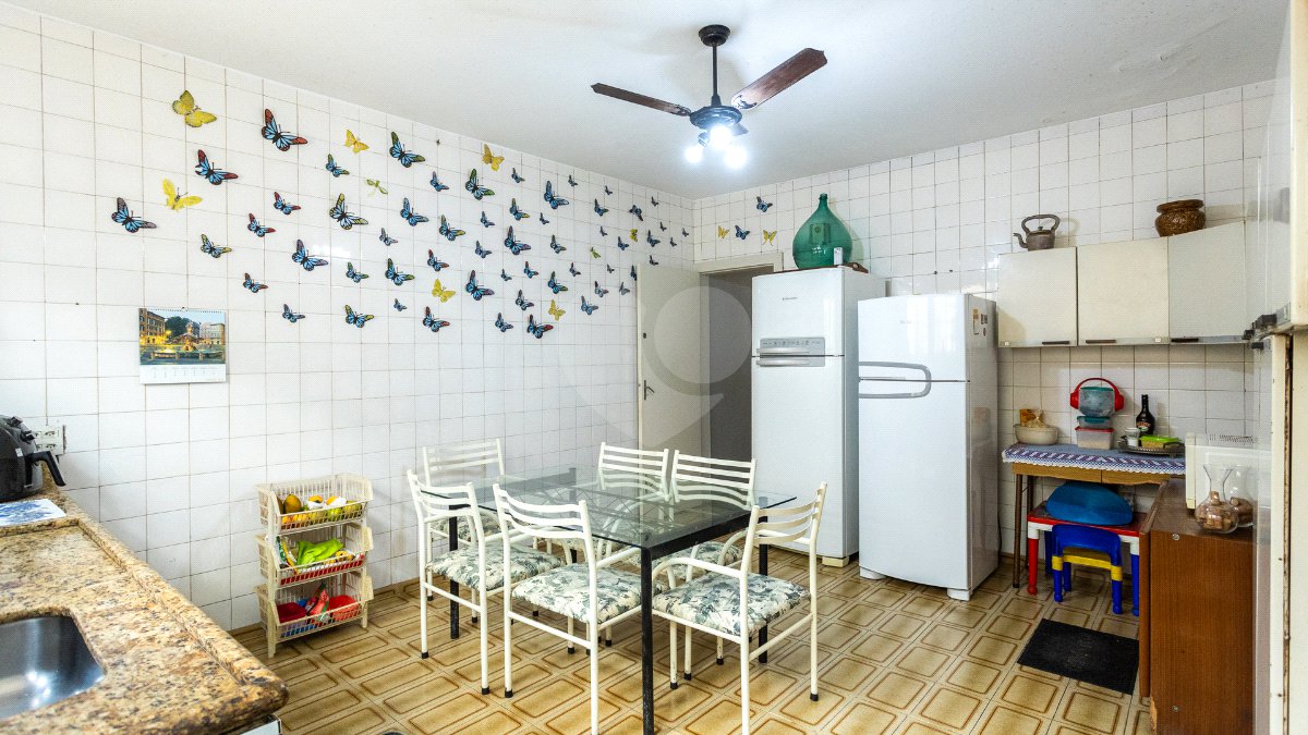 Casa à venda com 3 quartos, sendo 1 suíte, em Vila Cordeiro, São Paulo, SP