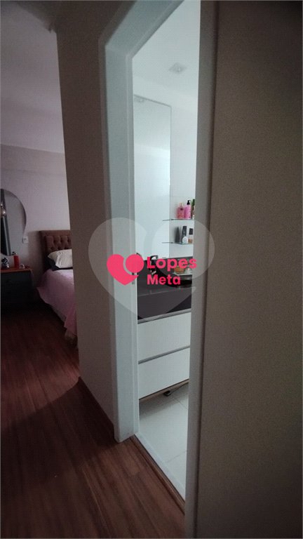Apartamento à venda com 3 quartos, sendo 1 suíte, em Jardim das Indústrias, São José dos Campos, SP