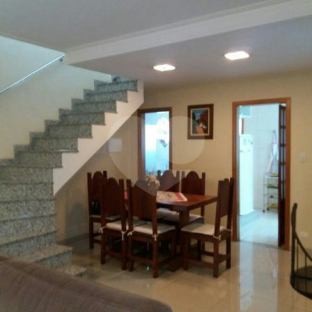 Sobrado à venda ou para alugar com 4 quartos, sendo 1 suíte, em Vila Butantã, São Paulo, SP