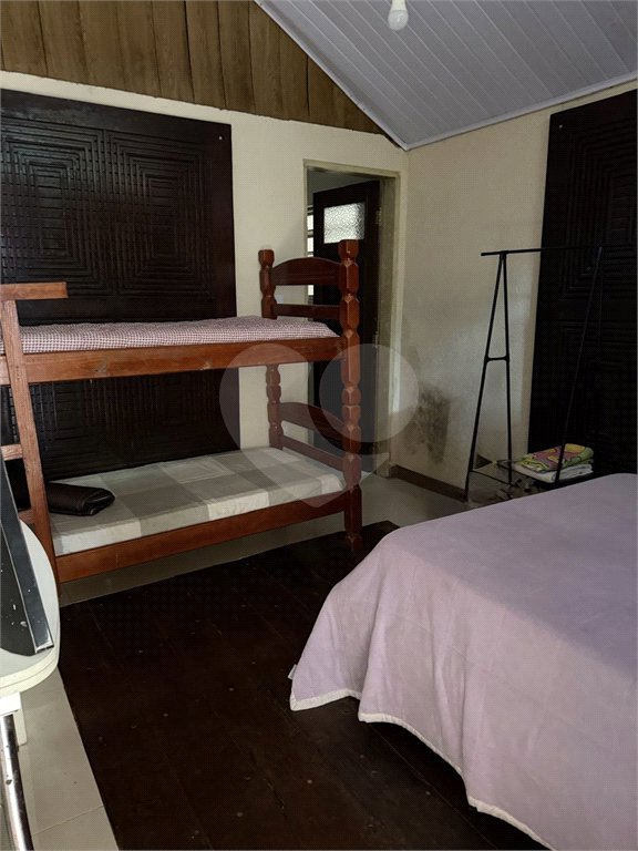 Casa à venda com 6 suítes em Massaguaçu, Caraguatatuba, SP