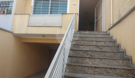 Sobrado à venda com 3 quartos, sendo 1 suíte,  em Tremembé, São Paulo, SP