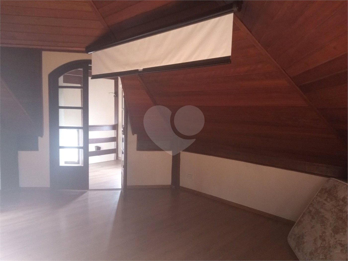 Chácara à venda com 7 quartos, sendo 3 suítes, em Saboó, São Roque, SP