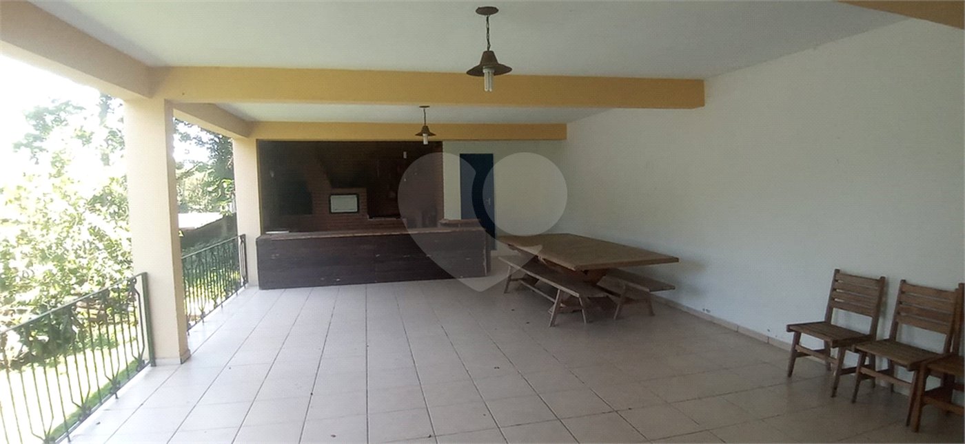 Casa à venda com 5 quartos, sendo 1 suíte, em Roseira, Mairiporã, SP
