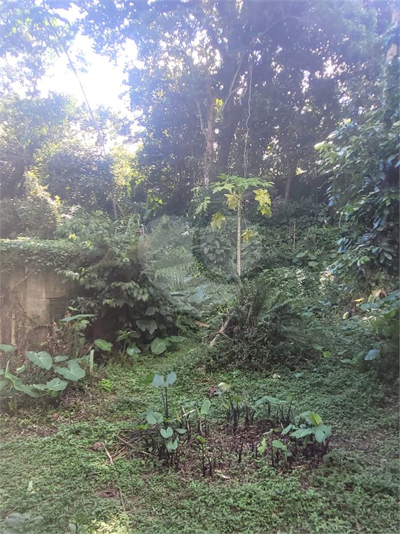 Chácara à venda com 3 quartos em Parque Alvorada, Suzano, SP