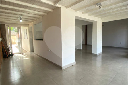Casa à venda com 3 suítes no Centro, Vinhedo, SP