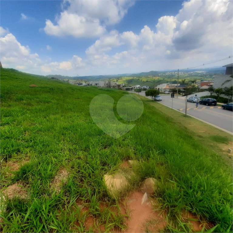 Terreno à venda no condomínio Campos de Toscana, Vinhedo - SP