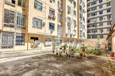 Cobertura à venda com 3 quartos, sendo 1 suíte,  em Flamengo, Rio de Janeiro, RJ
