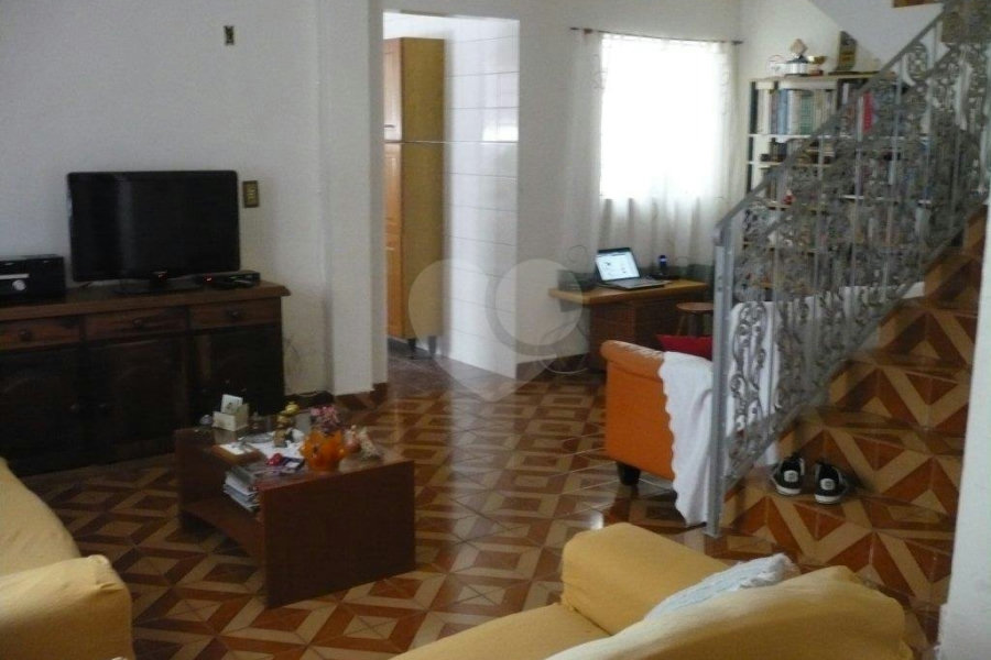 Sobrado à venda com 2 quartos em Vila Guilherme, São Paulo, SP