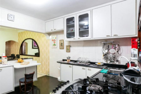 Casa à venda com 3 quartos, sendo 1 suíte, em Parque das Nações, Santo André, SP