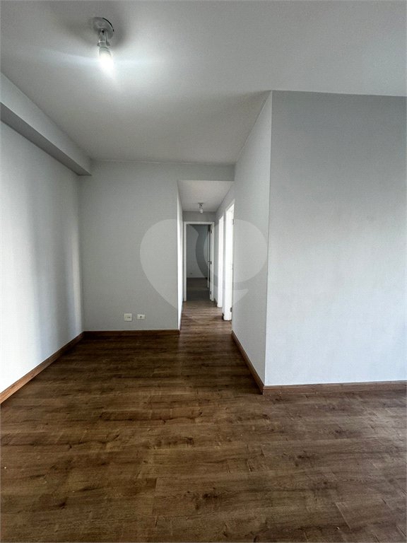 Apartamento para alugar com 3 quartos, sendo 1 suíte, em Parque Reboucas, São Paulo, SP