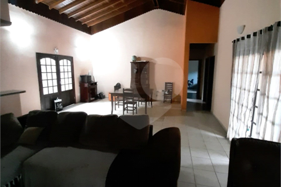 Casa à venda com 3 quartos, sendo 1 suíte, em Serra da Cantareira, Mairiporã, SP