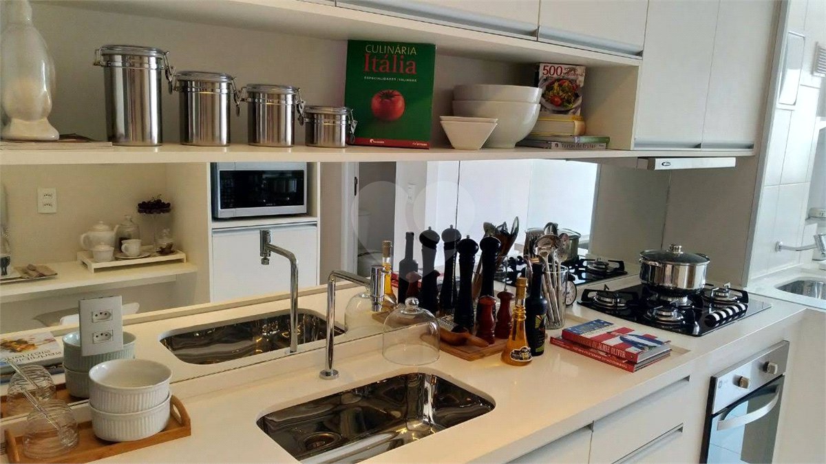 Apartamento à venda com 4 suítes em Jardim Guedala, São Paulo, SP