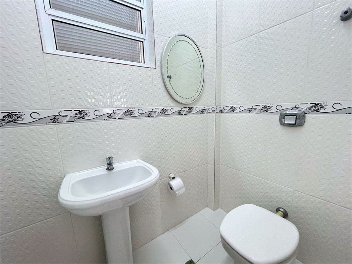 Apartamento Residencial à venda, Centro, Guarujá - AP0133.