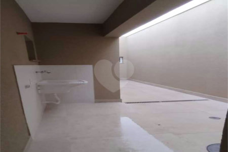 Casa à venda com 2 quartos, sendo 1 suíte, em Parque Residencial Sabiás, Indaiatuba, SP