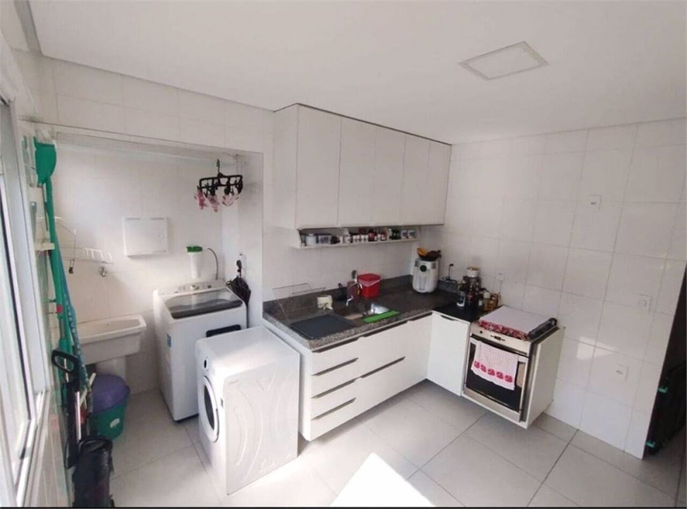 Apartamento com 2 dormitórios à venda, 110 m² por R$ 640.000,00 - Vila Belmiro - Santos/SP