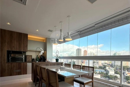 Apartamento à venda com 3 suítes em Nova Petrópolis, São Bernardo do Campo, SP