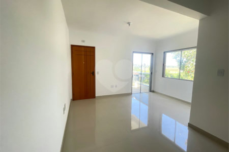 Apartamento à venda com 2 quartos, sendo 1 suíte, em Fluminense, São Pedro da Aldeia, RJ